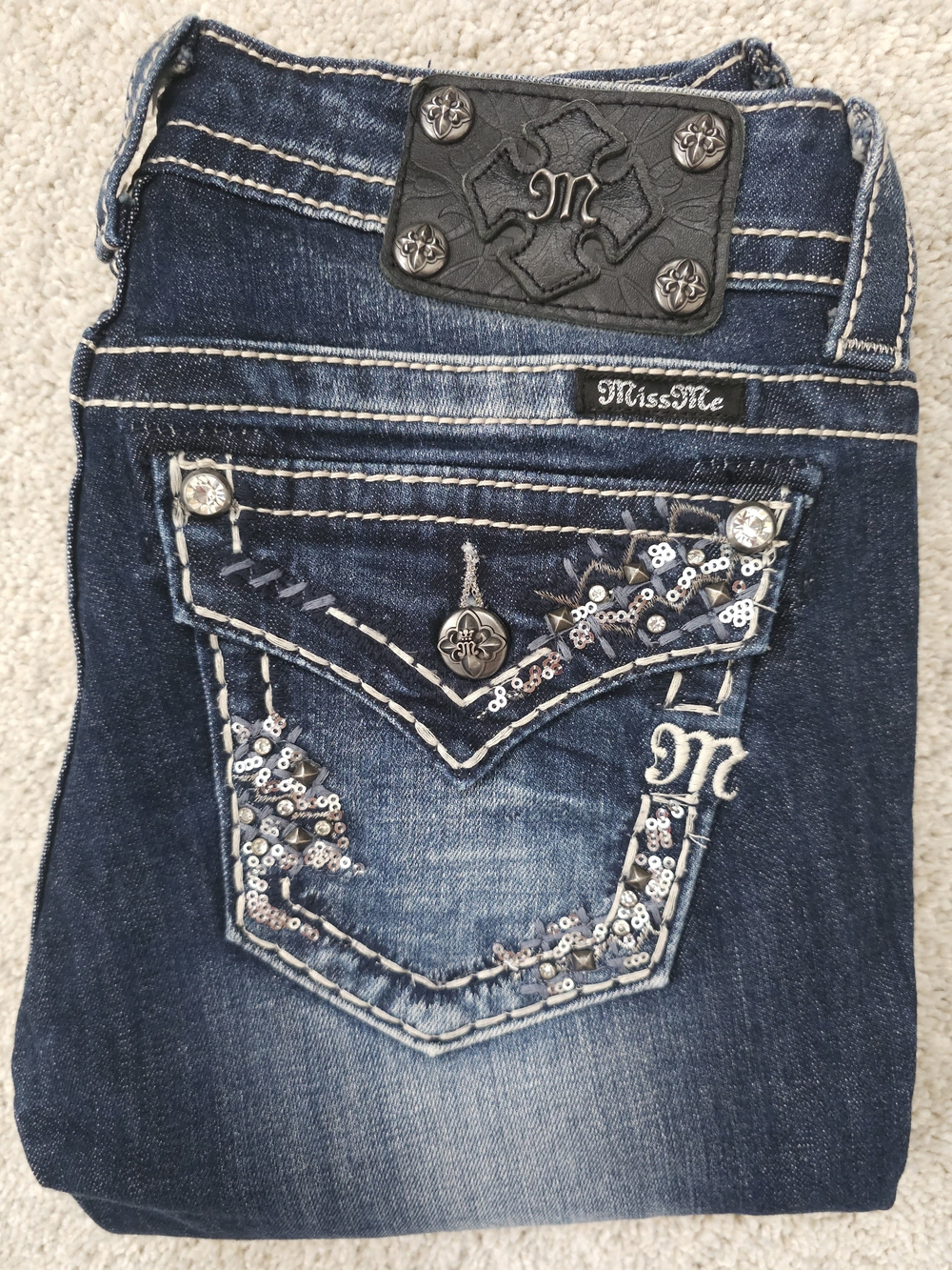 Miss Me Women's Dark Blue Straight Leg Jeans Size 26X32